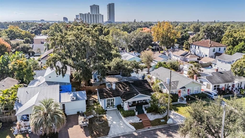 En Venta: $895,000 (3 camas, 2 baños, 1388 Pies cuadrados)