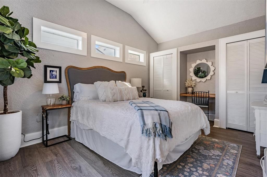 En Venta: $895,000 (3 camas, 2 baños, 1388 Pies cuadrados)