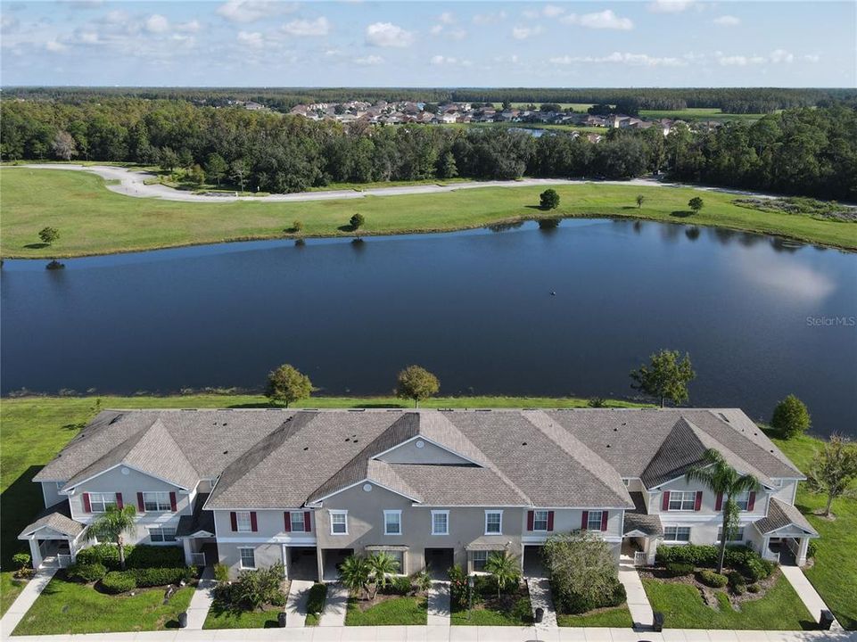 出租: $1,900 (4 贝兹, 3 浴室, 1866 平方英尺)