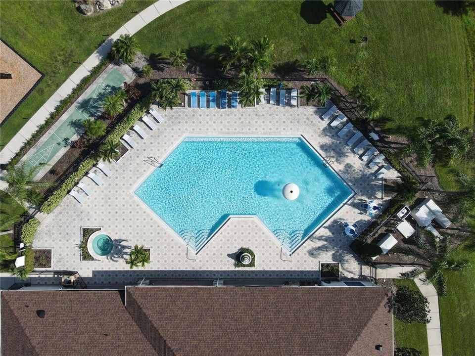 出租: $1,900 (4 贝兹, 3 浴室, 1866 平方英尺)