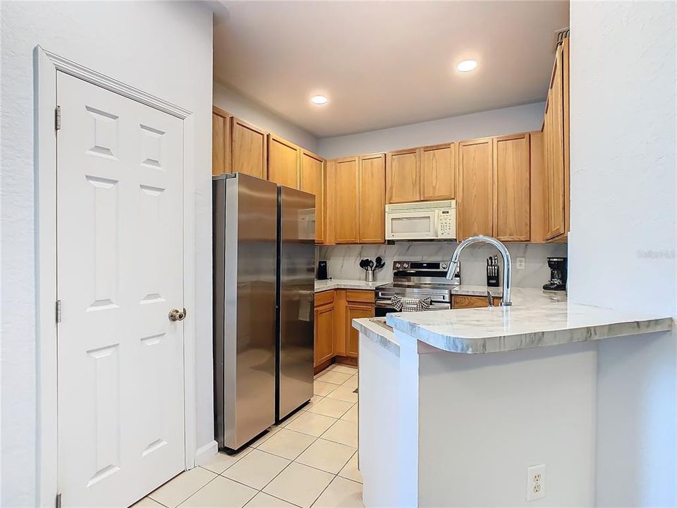 出租: $1,900 (4 贝兹, 3 浴室, 1866 平方英尺)