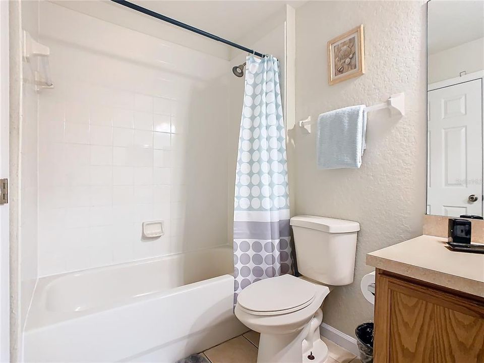 出租: $1,900 (4 贝兹, 3 浴室, 1866 平方英尺)