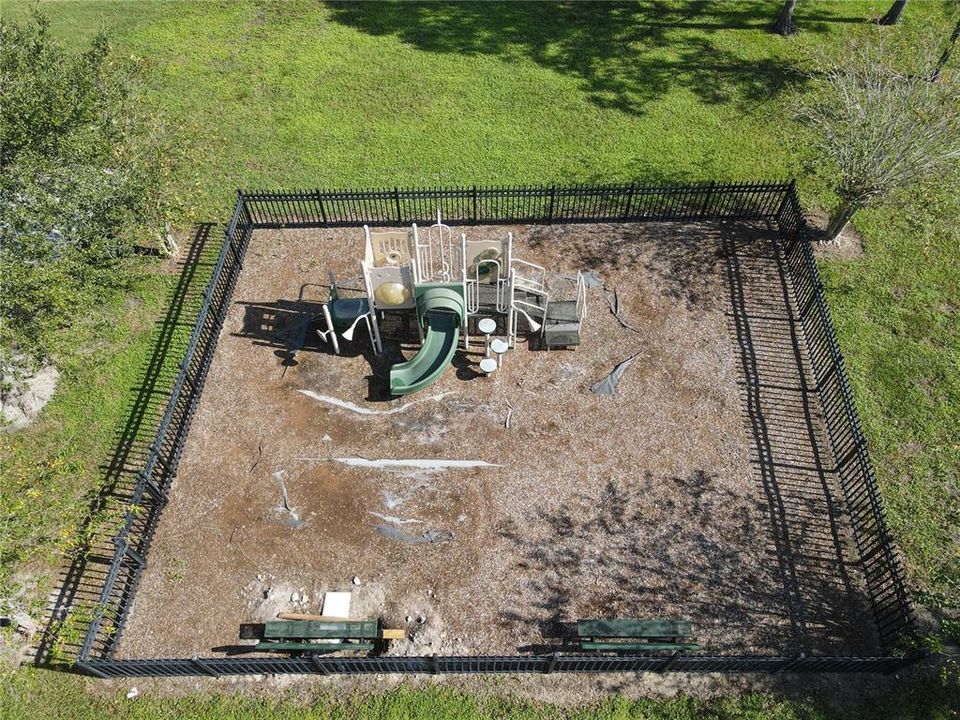 出租: $1,900 (4 贝兹, 3 浴室, 1866 平方英尺)