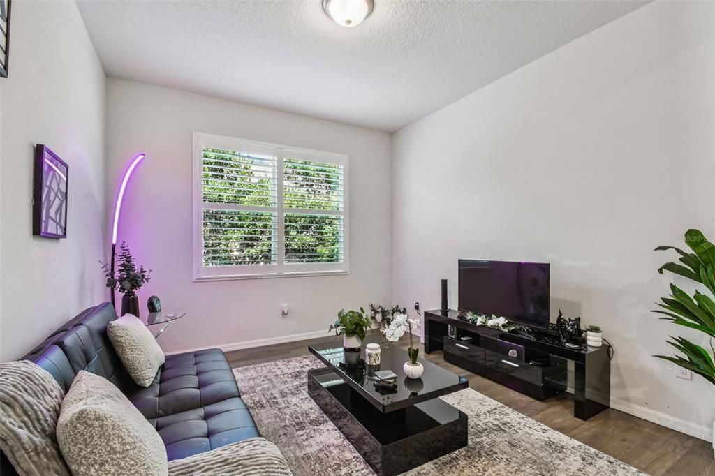 待售: $399,000 (2 贝兹, 2 浴室, 1822 平方英尺)