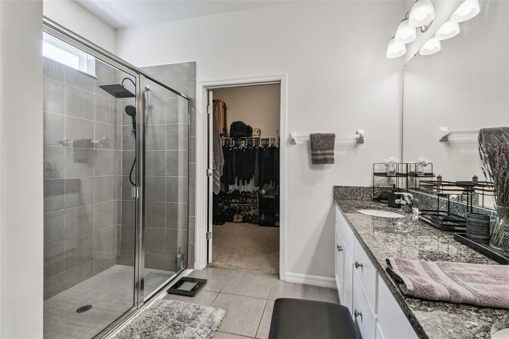 待售: $399,000 (2 贝兹, 2 浴室, 1822 平方英尺)