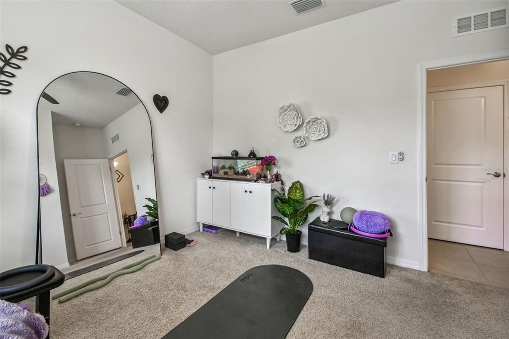 待售: $399,000 (2 贝兹, 2 浴室, 1822 平方英尺)