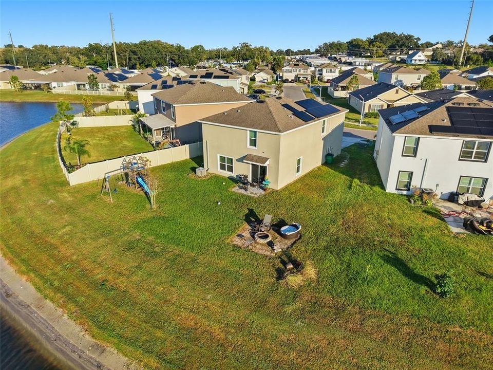 На продажу: $350,000 (4 спален, 2 ванн, 2260 Квадратных фут)