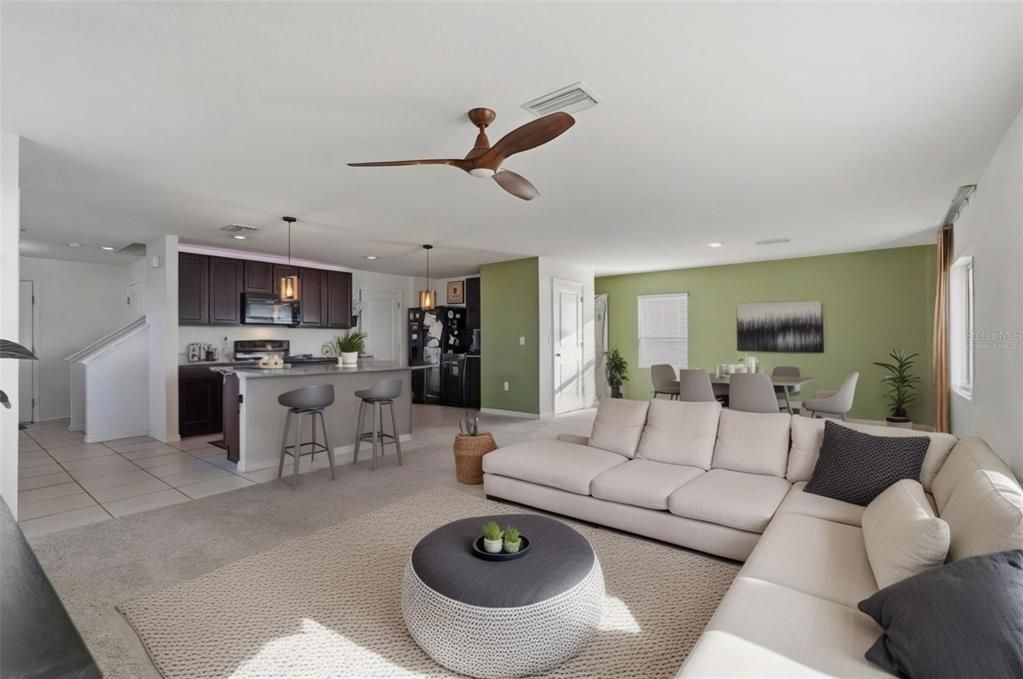 На продажу: $350,000 (4 спален, 2 ванн, 2260 Квадратных фут)