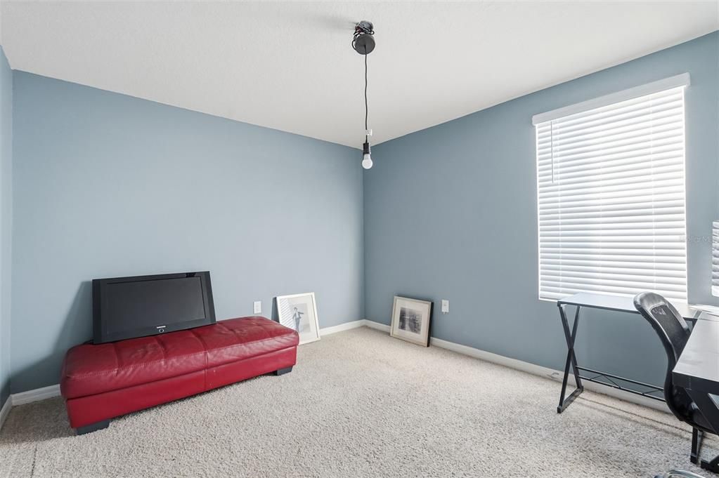 На продажу: $350,000 (4 спален, 2 ванн, 2260 Квадратных фут)