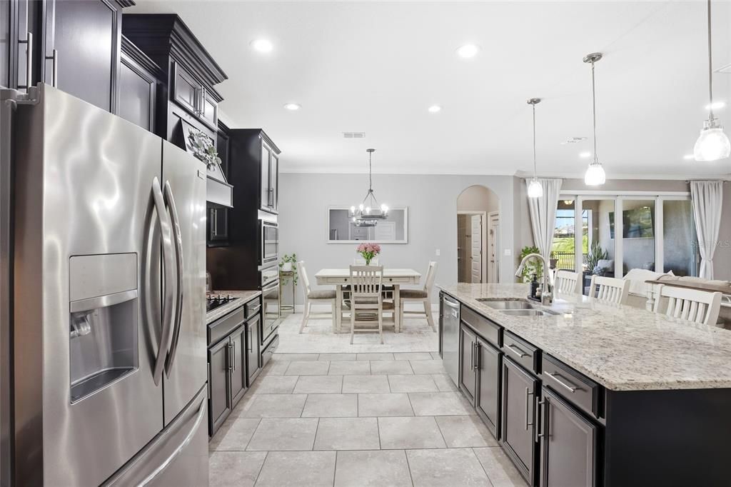 For Sale: $625,000 (4 beds, 3 baths, 2380 Square Feet)