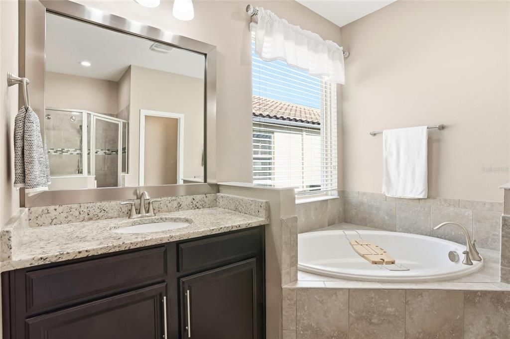 For Sale: $625,000 (4 beds, 3 baths, 2380 Square Feet)