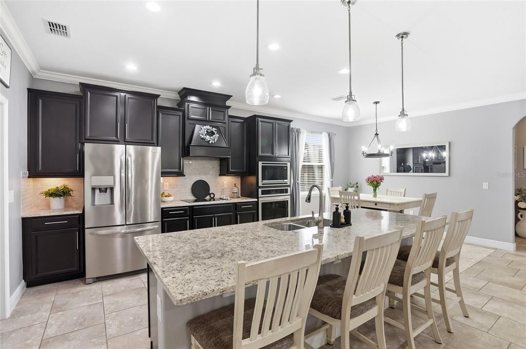 For Sale: $625,000 (4 beds, 3 baths, 2380 Square Feet)