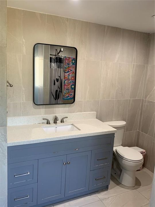 En Venta: $449,999 (4 camas, 3 baños, 2704 Pies cuadrados)