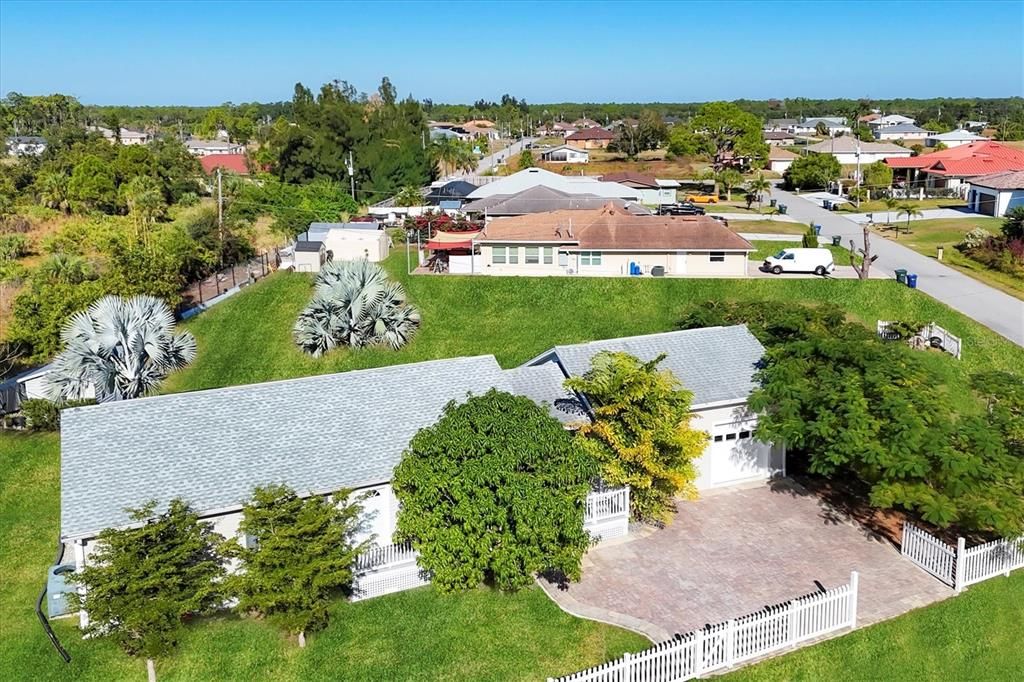 For Sale: $330,000 (3 beds, 2 baths, 1132 Square Feet)