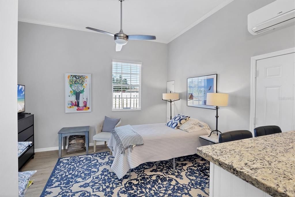 For Sale: $330,000 (3 beds, 2 baths, 1132 Square Feet)