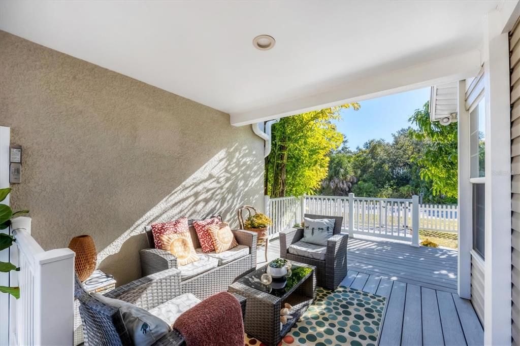 For Sale: $330,000 (3 beds, 2 baths, 1132 Square Feet)