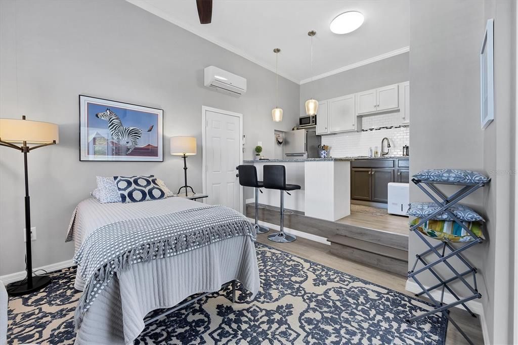 For Sale: $330,000 (3 beds, 2 baths, 1132 Square Feet)