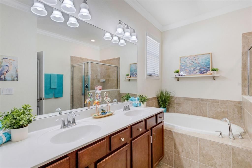 待售: $490,000 (3 贝兹, 3 浴室, 1831 平方英尺)