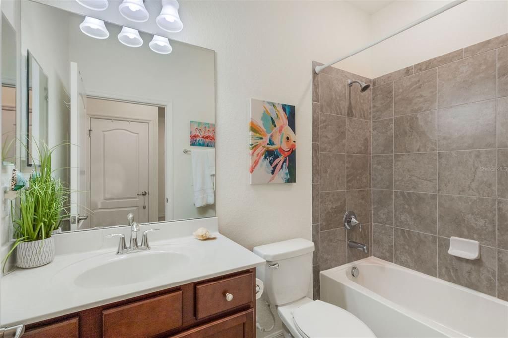 待售: $490,000 (3 贝兹, 3 浴室, 1831 平方英尺)