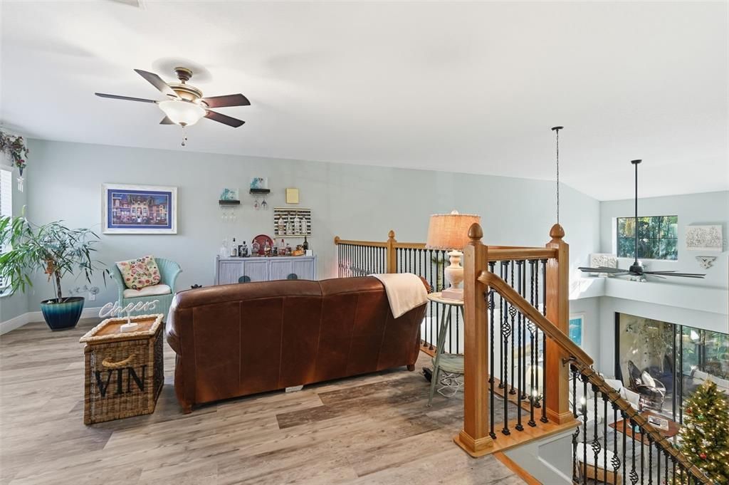 For Sale: $499,900 (3 beds, 3 baths, 2215 Square Feet)