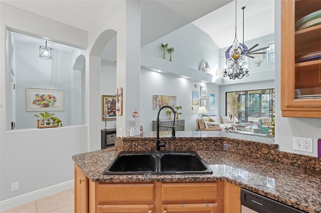 For Sale: $499,900 (3 beds, 3 baths, 2215 Square Feet)