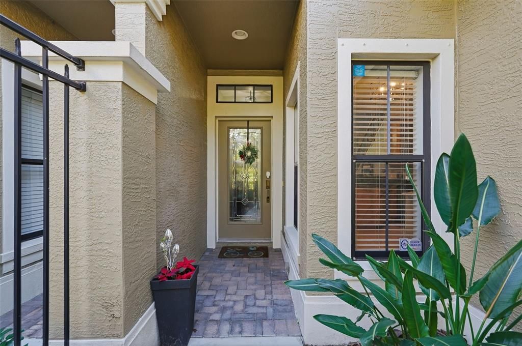 For Sale: $499,900 (3 beds, 3 baths, 2215 Square Feet)