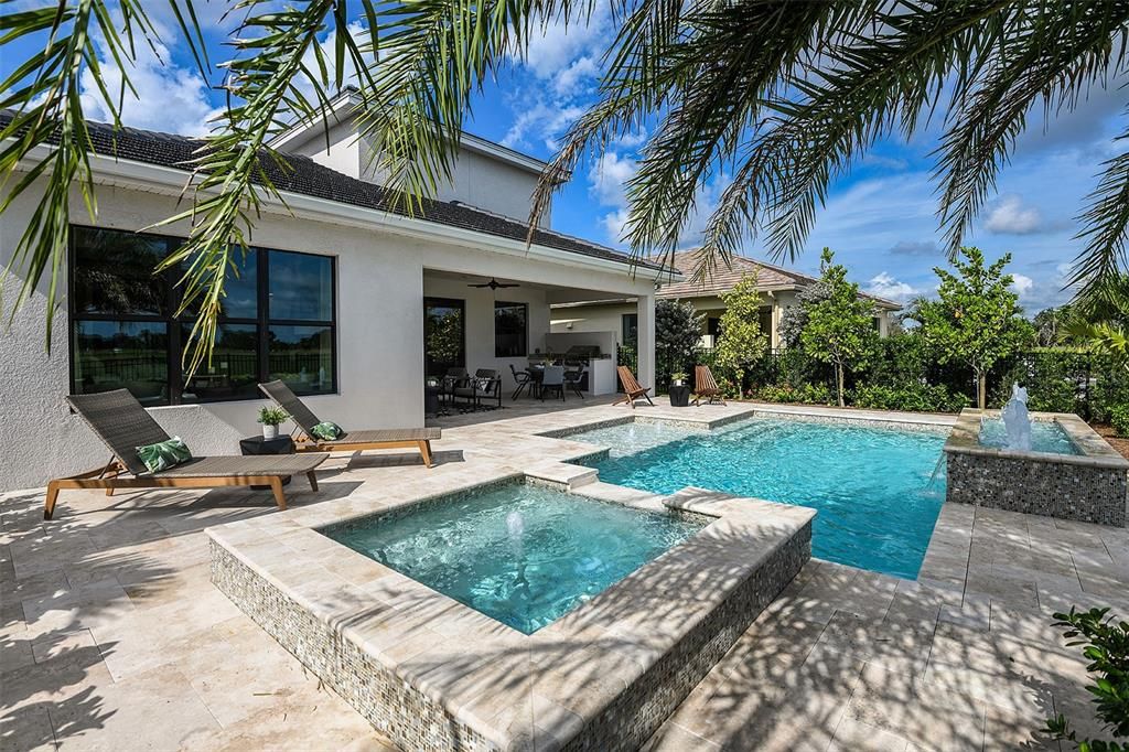 For Sale: $582,990 (2 beds, 2 baths, 1946 Square Feet)