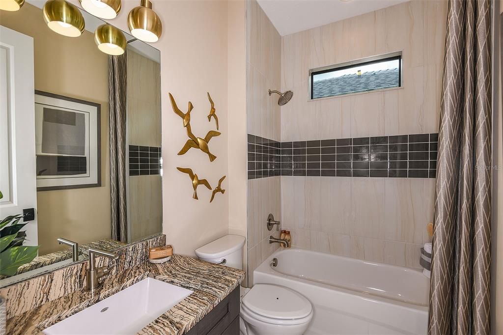 For Sale: $582,990 (2 beds, 2 baths, 1946 Square Feet)