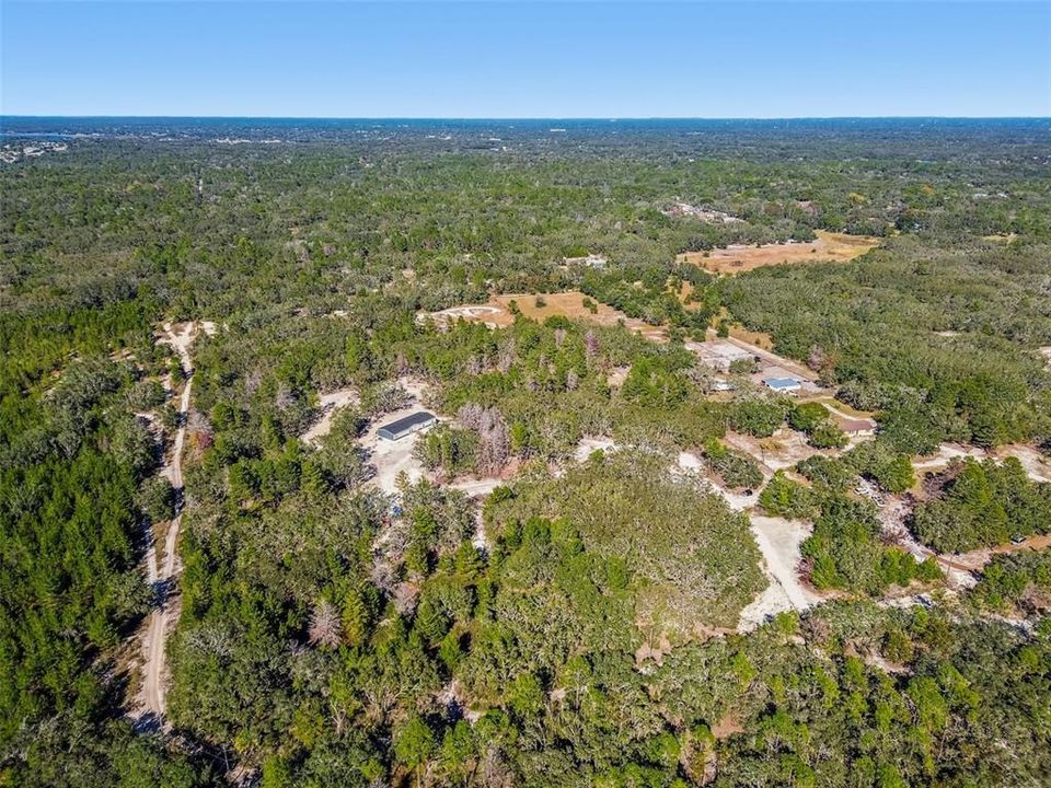 待售: $899,999 (14.27 acres)