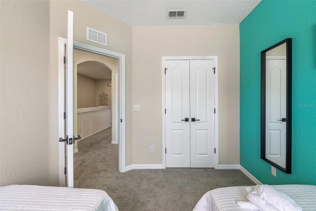 出租: $2,400 (4 贝兹, 3 浴室, 1636 平方英尺)