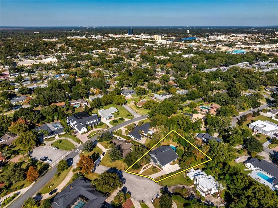 Active With Contract: $975,000 (4 beds, 4 baths, 4607 Square Feet)