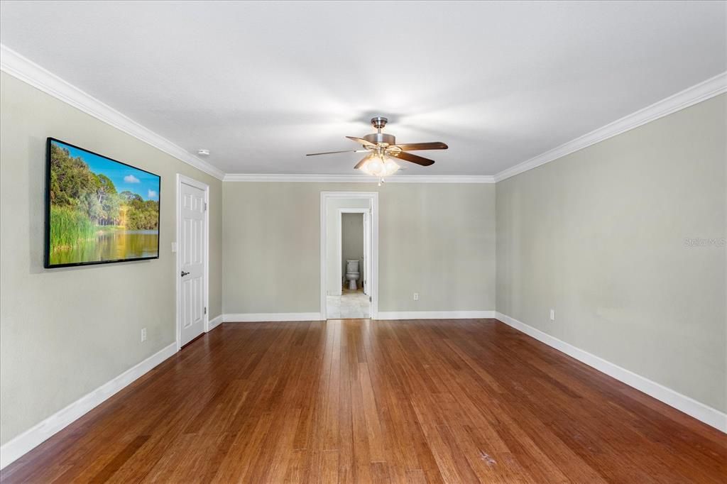 Active With Contract: $975,000 (4 beds, 4 baths, 4607 Square Feet)