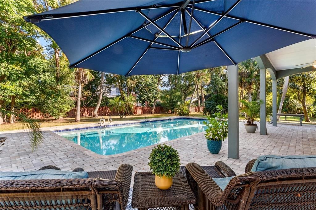 Active With Contract: $975,000 (4 beds, 4 baths, 4607 Square Feet)