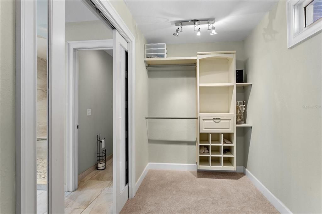 Active With Contract: $975,000 (4 beds, 4 baths, 4607 Square Feet)