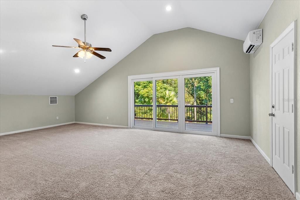 Active With Contract: $975,000 (4 beds, 4 baths, 4607 Square Feet)