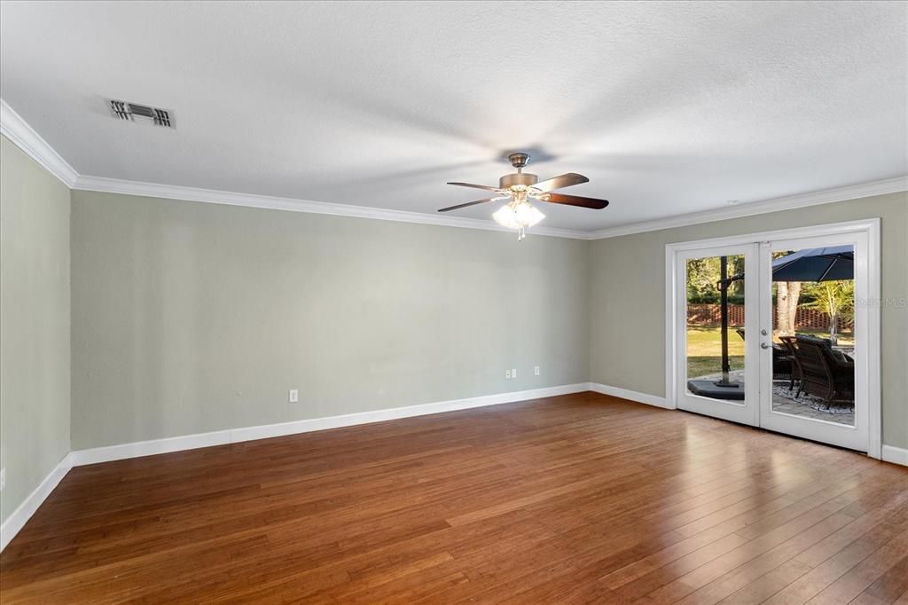 Active With Contract: $975,000 (4 beds, 4 baths, 4607 Square Feet)