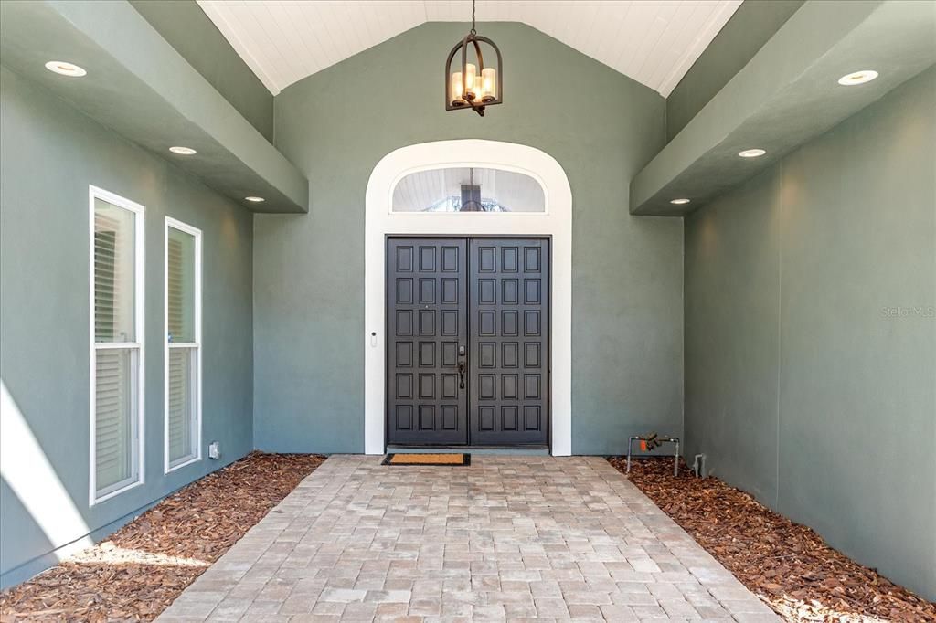 Active With Contract: $975,000 (4 beds, 4 baths, 4607 Square Feet)