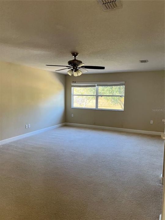 For Rent: $2,500 (4 beds, 3 baths, 2535 Square Feet)