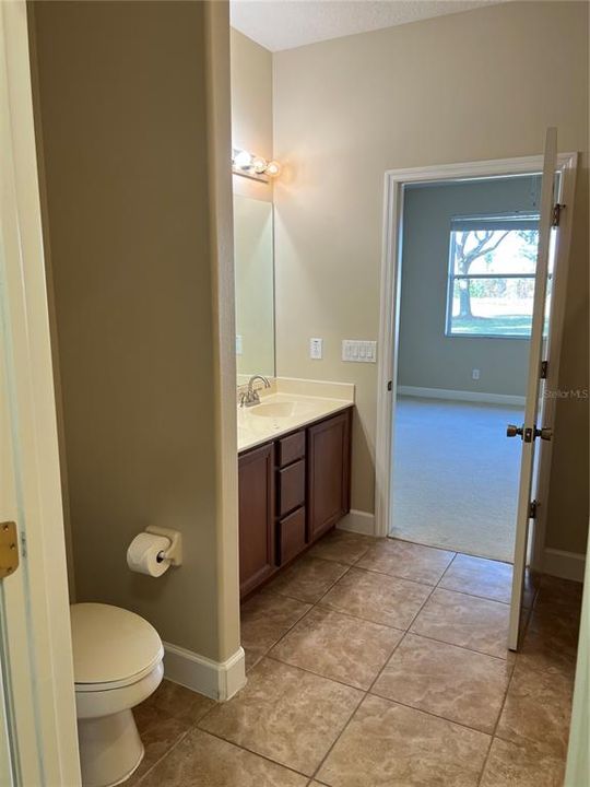 For Rent: $2,500 (4 beds, 3 baths, 2535 Square Feet)