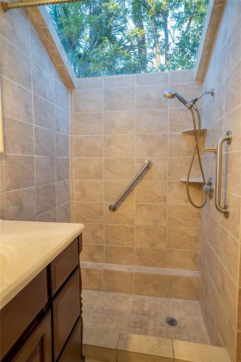 待售: $464,990 (3 贝兹, 2 浴室, 1653 平方英尺)