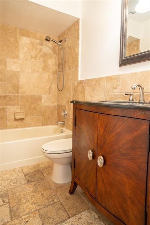 待售: $464,990 (3 贝兹, 2 浴室, 1653 平方英尺)