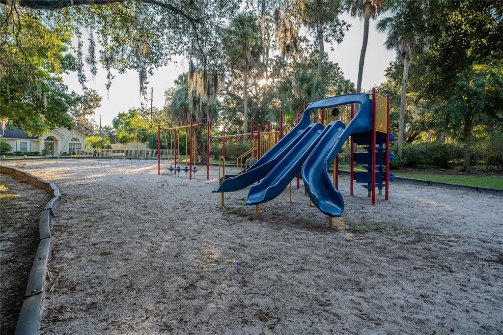 待售: $464,990 (3 贝兹, 2 浴室, 1653 平方英尺)