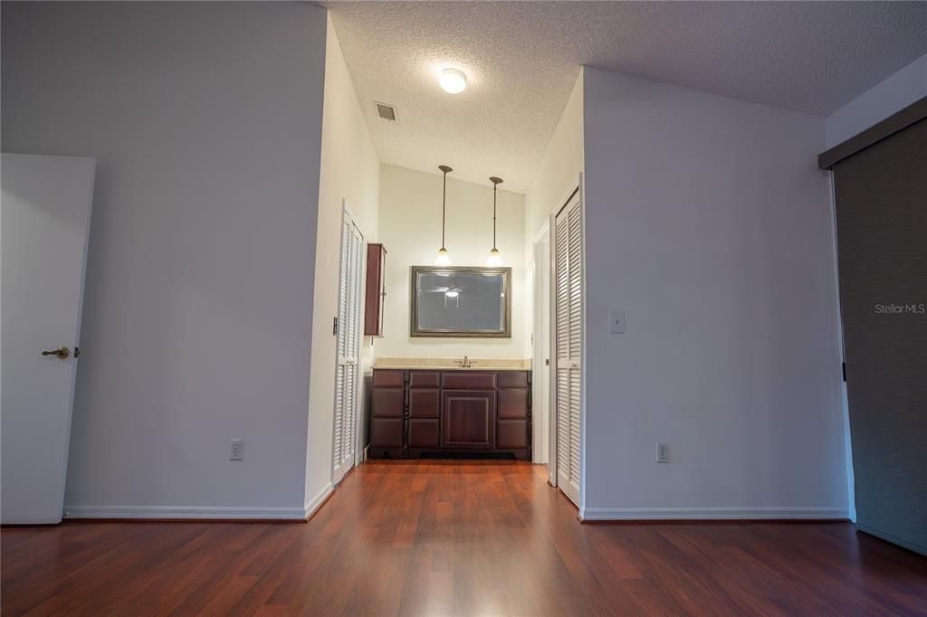 待售: $464,990 (3 贝兹, 2 浴室, 1653 平方英尺)