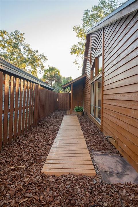 待售: $464,990 (3 贝兹, 2 浴室, 1653 平方英尺)