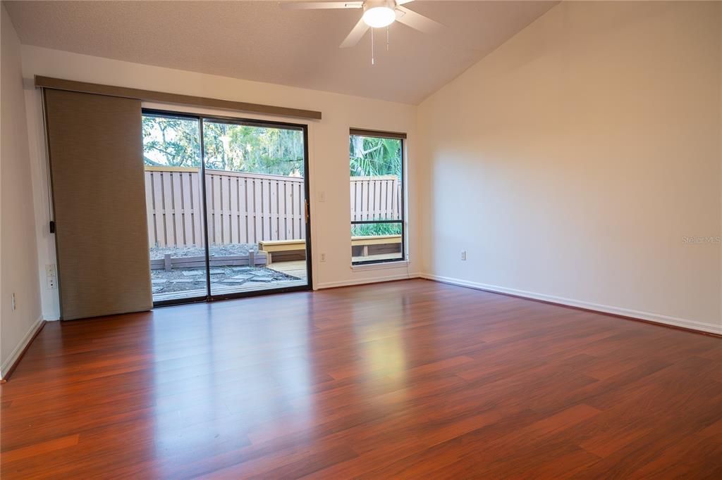 待售: $464,990 (3 贝兹, 2 浴室, 1653 平方英尺)