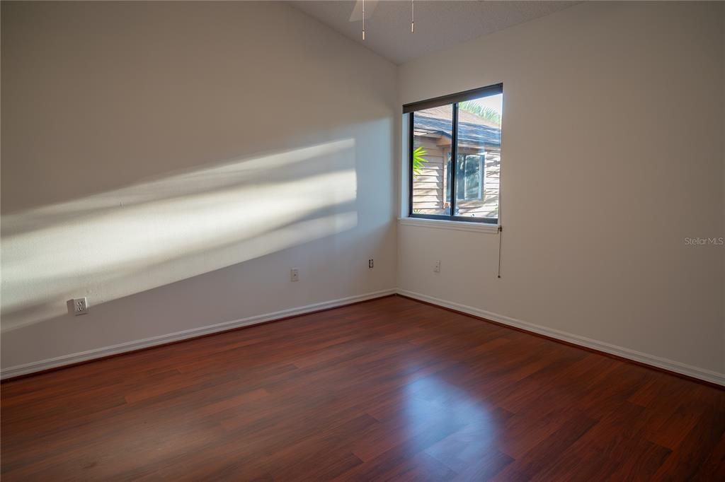 待售: $464,990 (3 贝兹, 2 浴室, 1653 平方英尺)