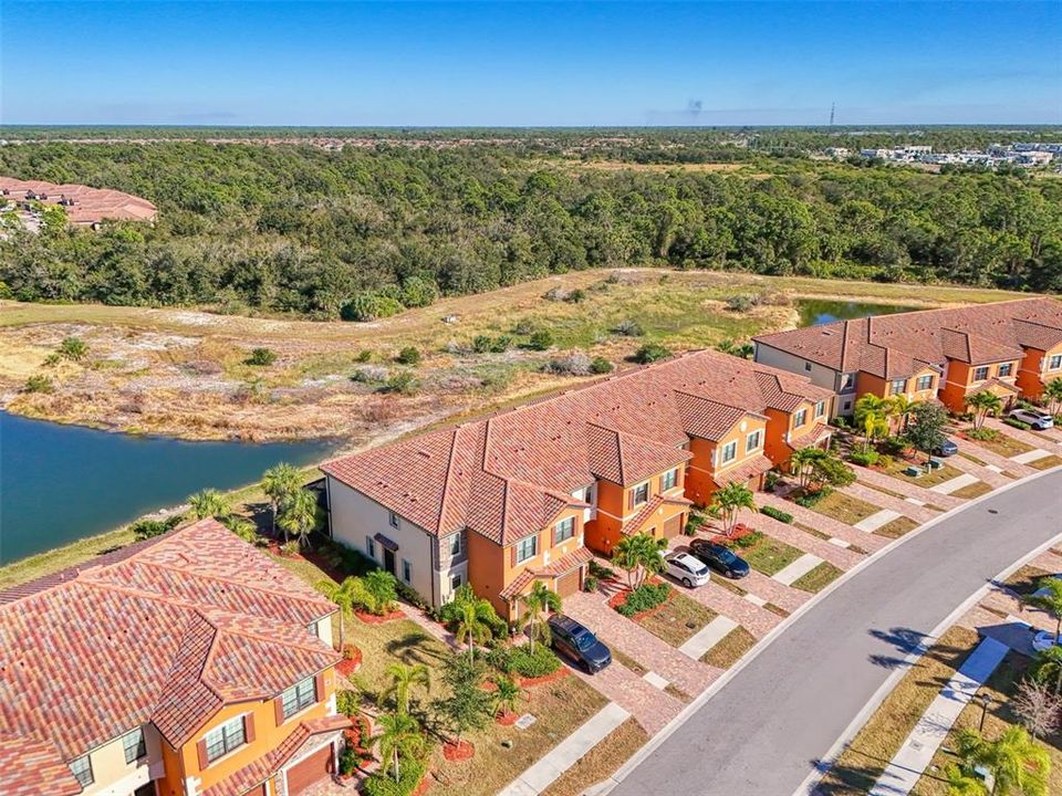 На продажу: $280,000 (3 спален, 2 ванн, 1949 Квадратных фут)