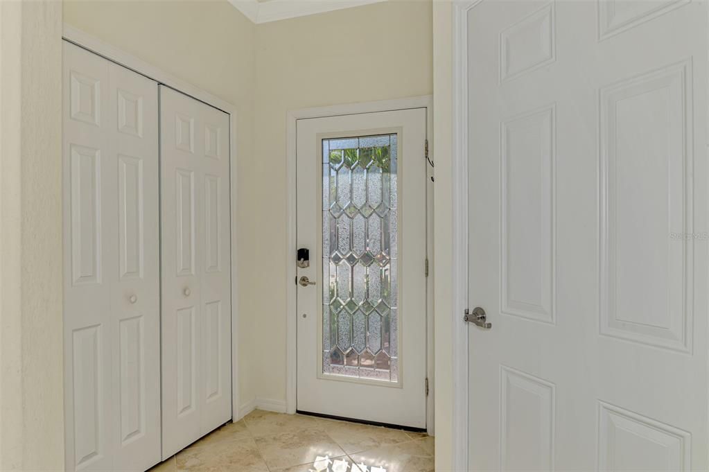 На продажу: $280,000 (3 спален, 2 ванн, 1949 Квадратных фут)