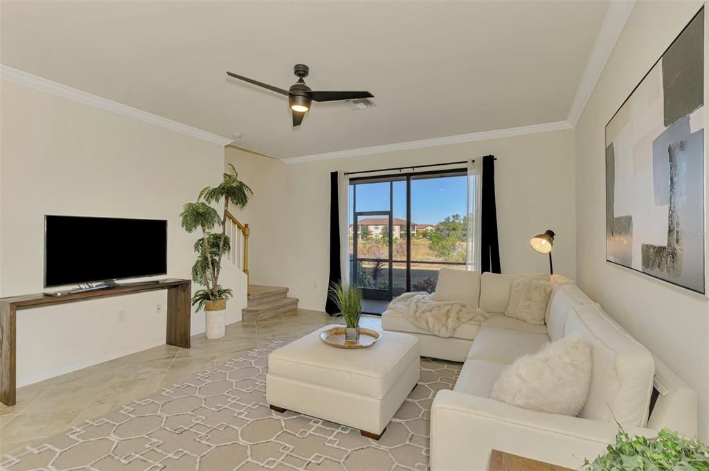 На продажу: $280,000 (3 спален, 2 ванн, 1949 Квадратных фут)