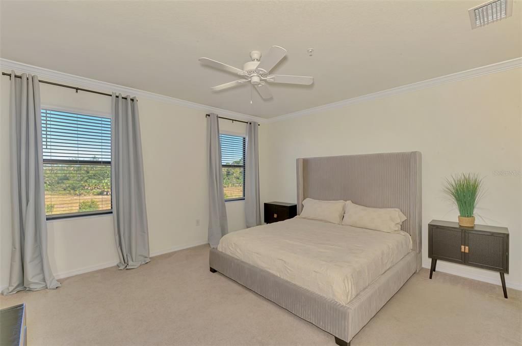 На продажу: $280,000 (3 спален, 2 ванн, 1949 Квадратных фут)